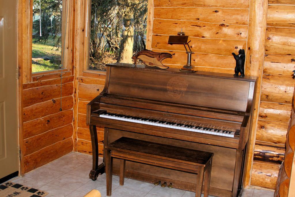 Bear Den Vacation Home Anchor Point Δωμάτιο φωτογραφία