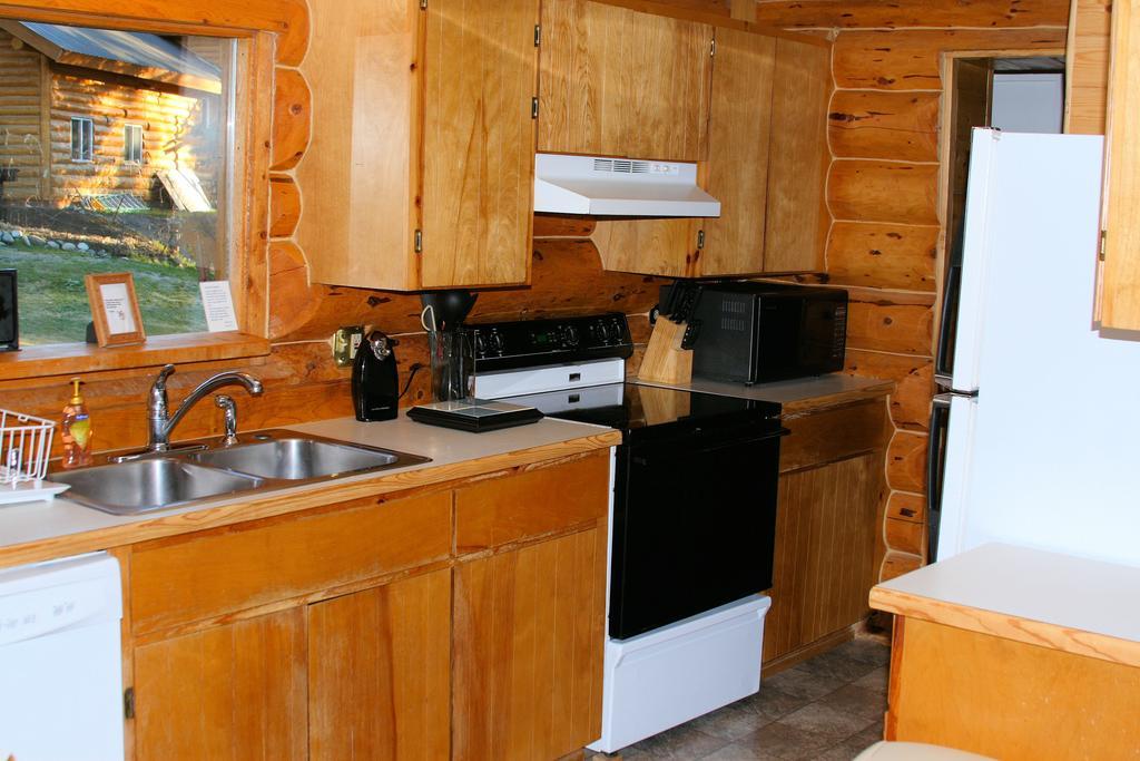 Bear Den Vacation Home Anchor Point Δωμάτιο φωτογραφία