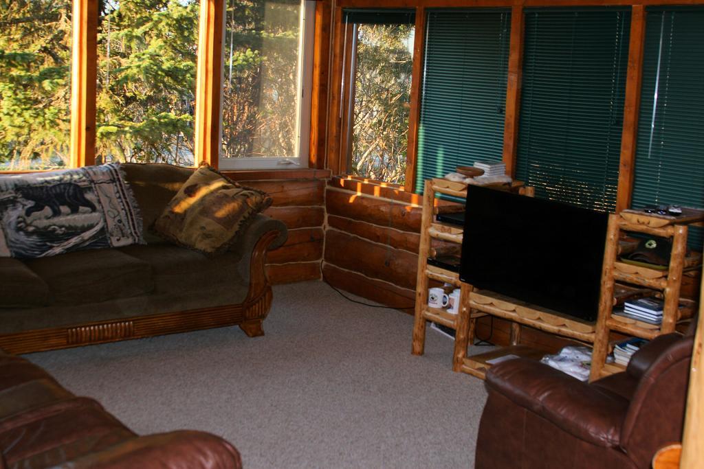 Bear Den Vacation Home Anchor Point Δωμάτιο φωτογραφία